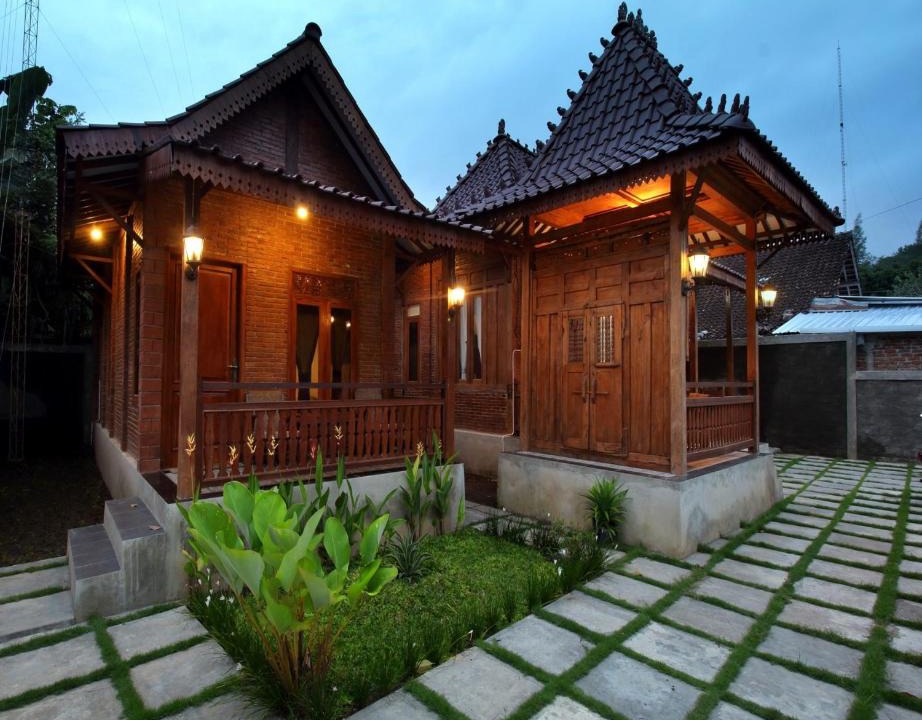 Bangunjiwo House | HOMESTAY OMAH BATA