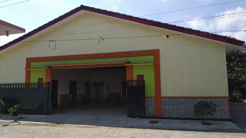 Madurejo House | Homestay Pak min Jlatren