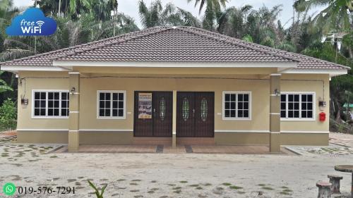 Simpang Ampat Semanggol House | Homestay selinsing