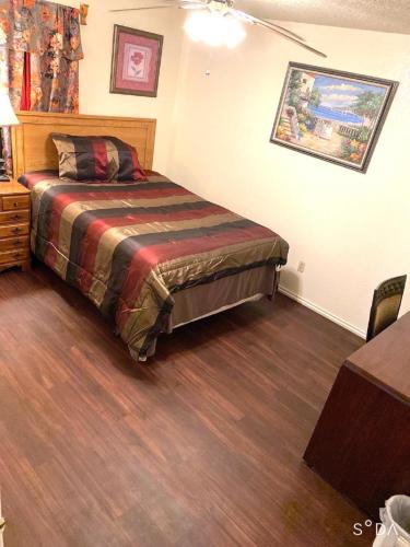 Far North Dallas House | Homestayy