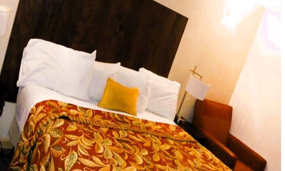 Lakin Hotel | HomeTown Inn By OYO Lakin, KS