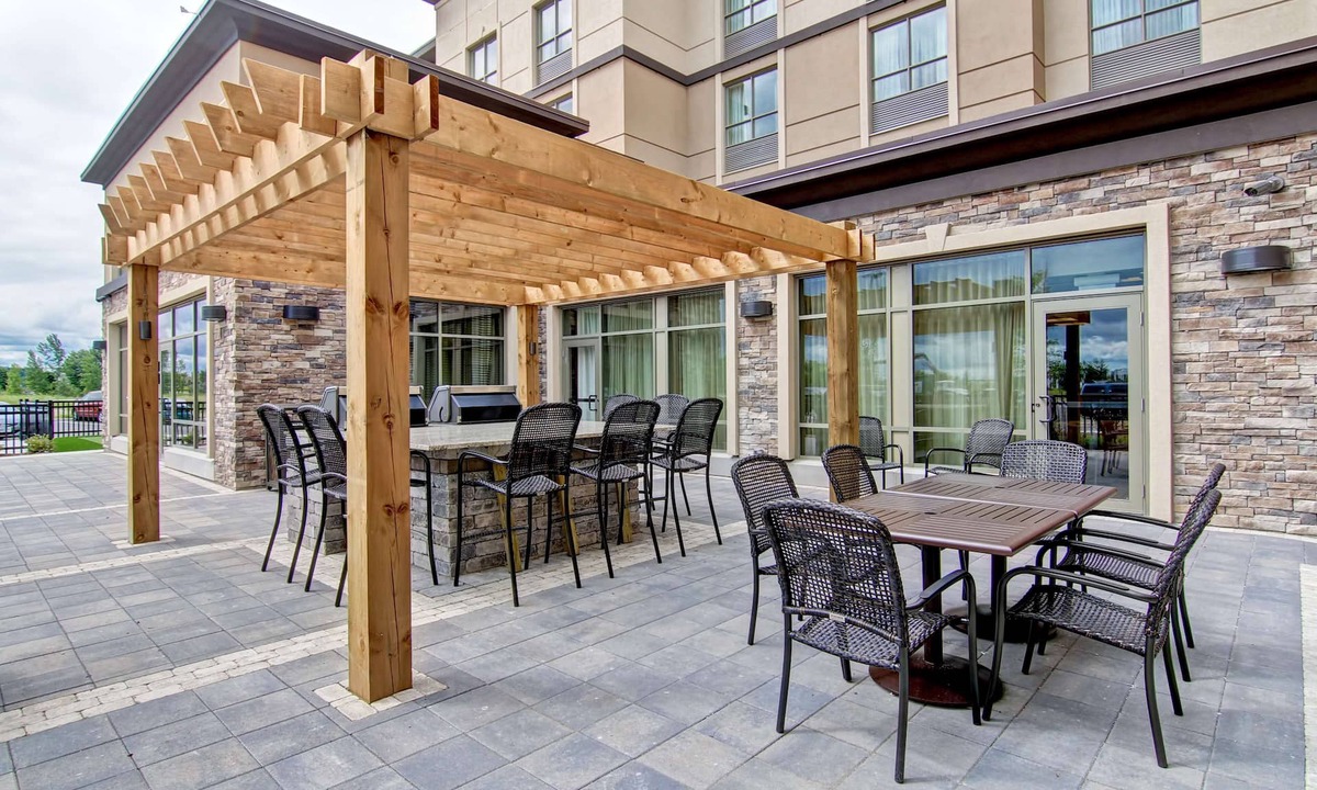 Township of Woolwich Hotel | Homewood Suites by Hilton Waterloo/St. Jacobs