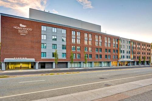 Brookline Hotel | Homewood Suites by Hilton Boston Brookline-Longwood Medical