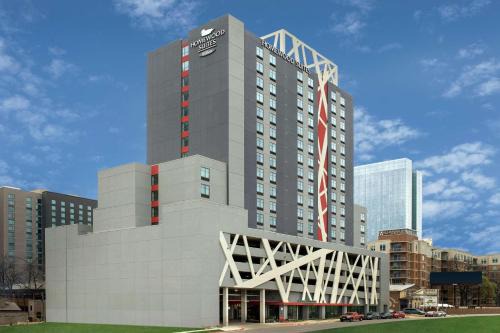 Rainey Street Historic District Hotel | Homewood Suites by Hilton Austin Downtown