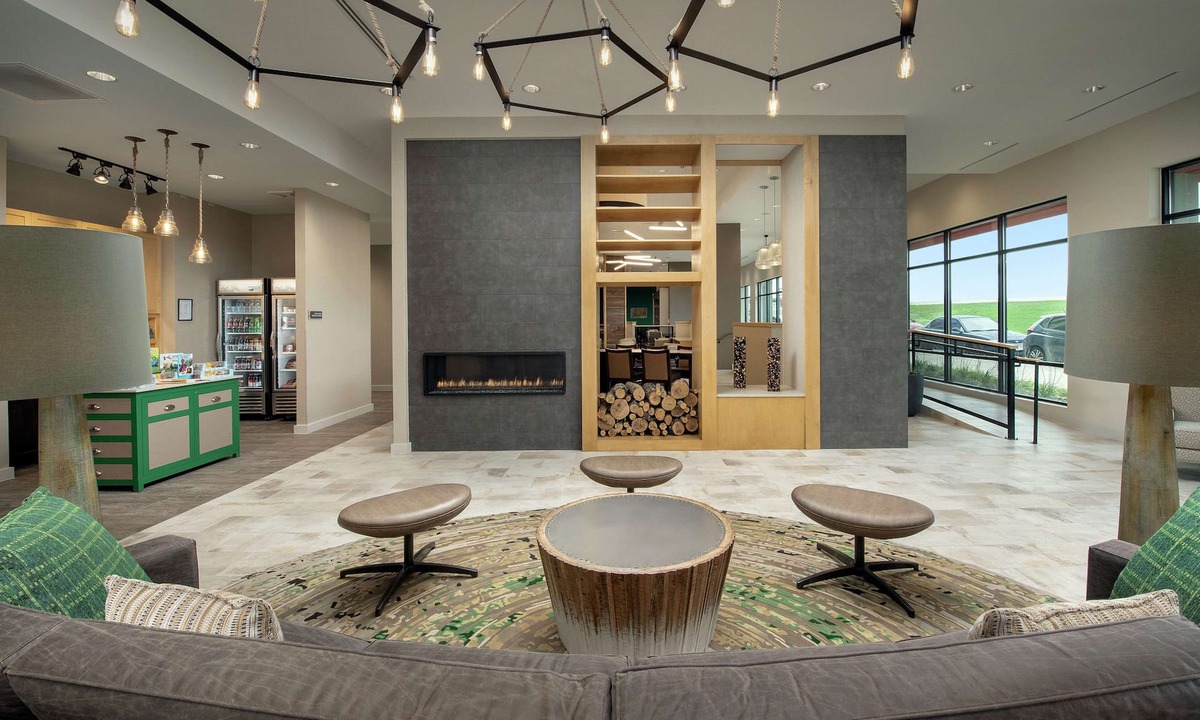 Rainey Street Historic District Hotel | Homewood Suites by Hilton Austin Downtown