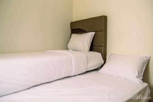 Panunggangan Utara Apartment | Homey and Serene 2BR at Great Western Resort Apartment By Travelio