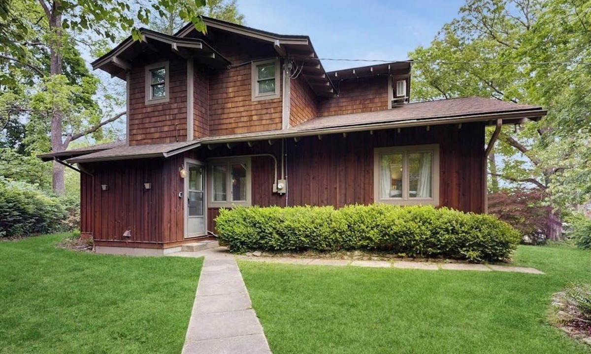 Lake Junaluska House | Homey two-story home with shared pool, WiFi, & full kitchen - dog-friendly