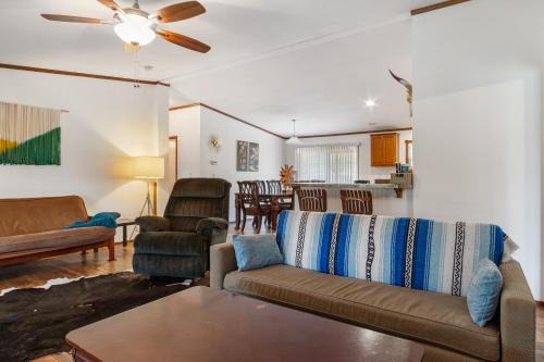 Tarpley House | Hondo Creek Hideaway