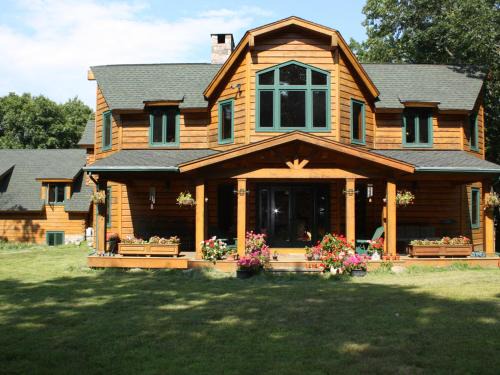 Bedford Bed & Breakfast | Honey Maple Grove BnB