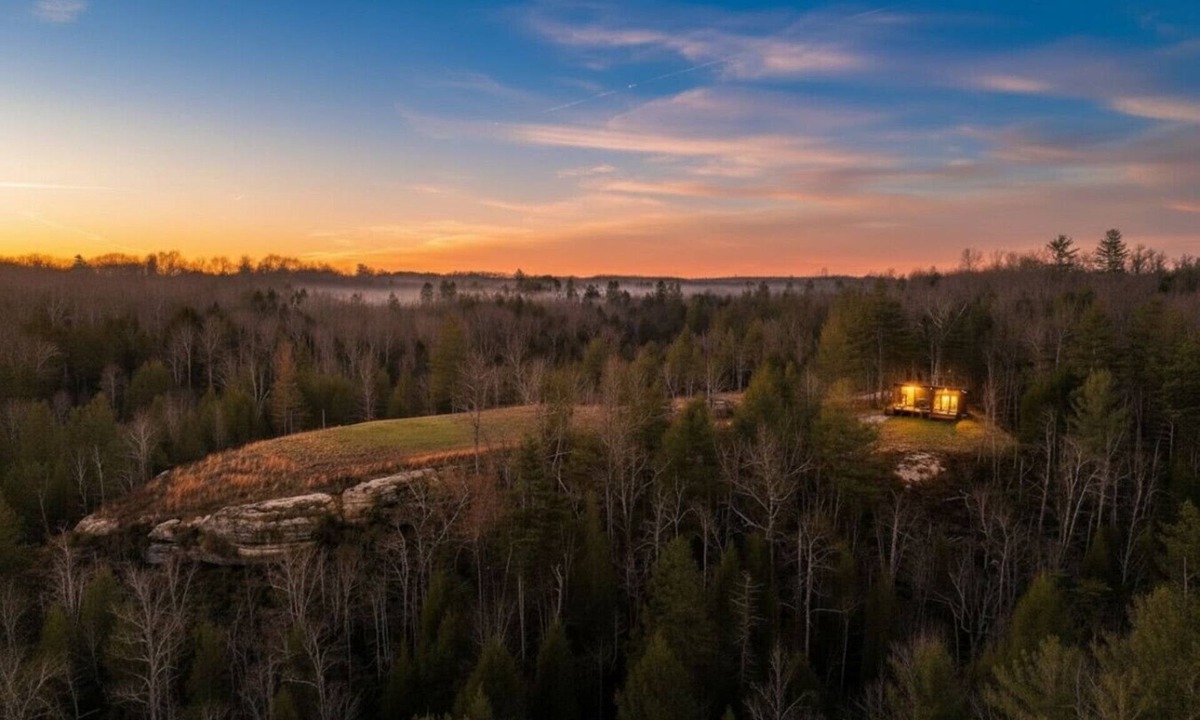 Jamestown House | Honeymoon View: Modern Luxe, Hot Tub & King Bed