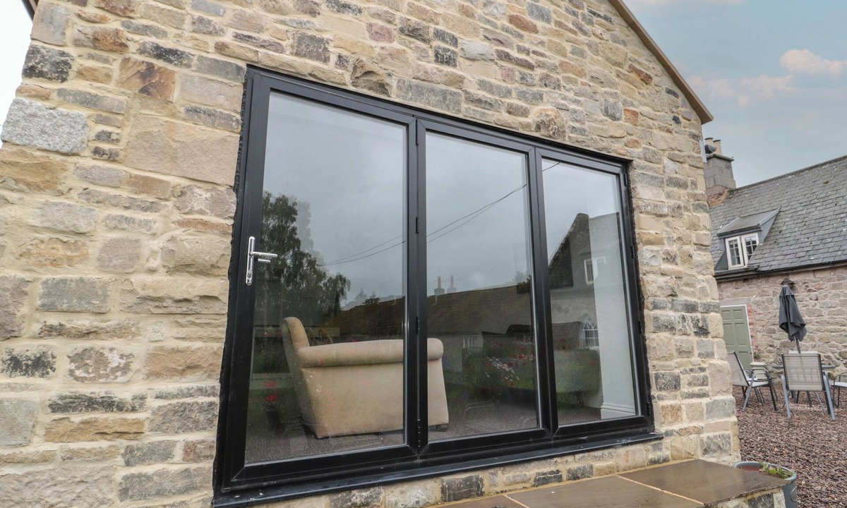 Ford Cottage | Honeysuckle Cottage