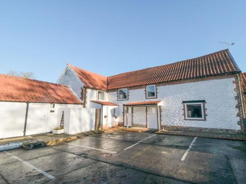 Reighton House | Honeysuckle