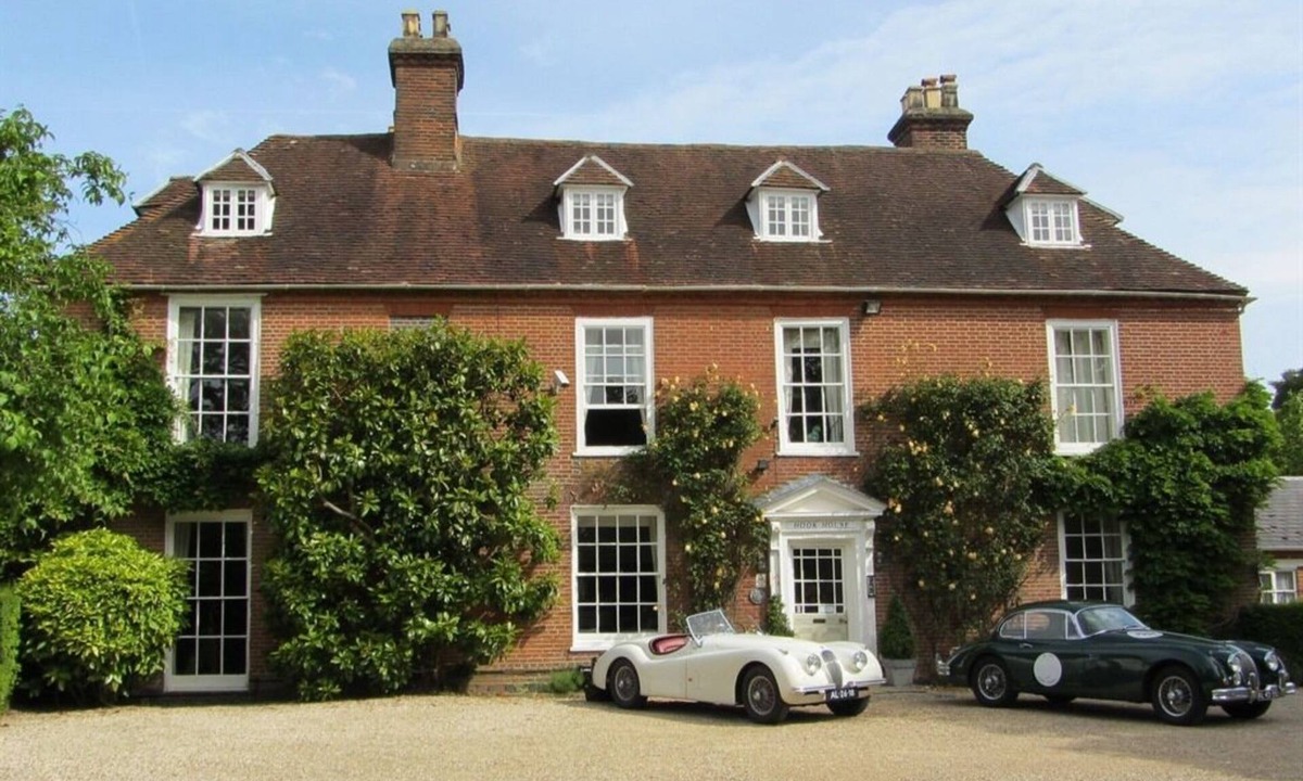 Hook Hotel | Hook House Hotel