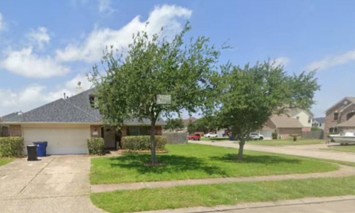 Texas City House | Hook, Line & Relax – Coastal TX Getaway