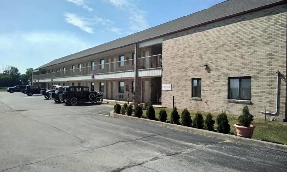 Portland Hotel | Hoosier Inn