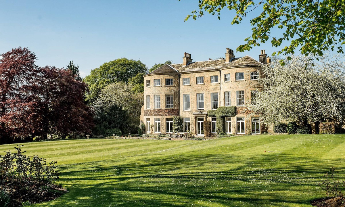 Thurnscoe Bed & Breakfast | Hooton Pagnell Hall