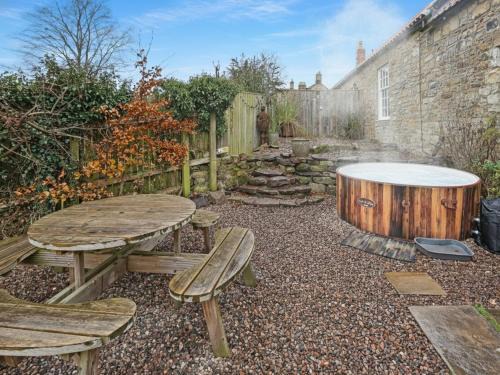 Whittingham House | Hoots Cottage