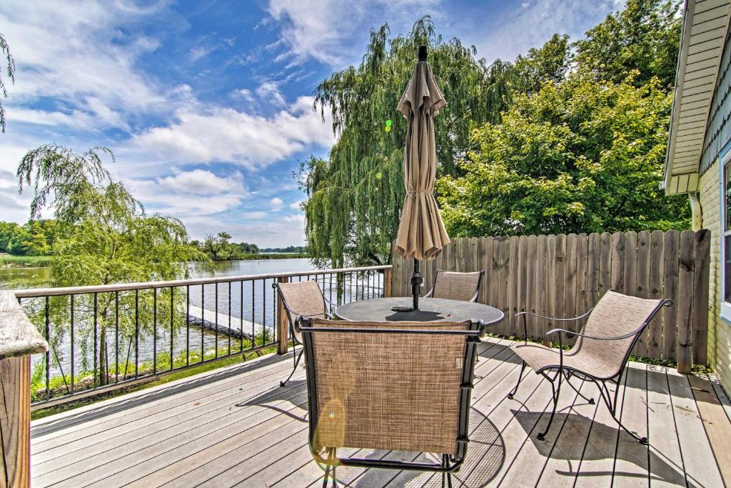 Horicon House | Horicon Riverfront Retreat with Deck, Dock and Patio