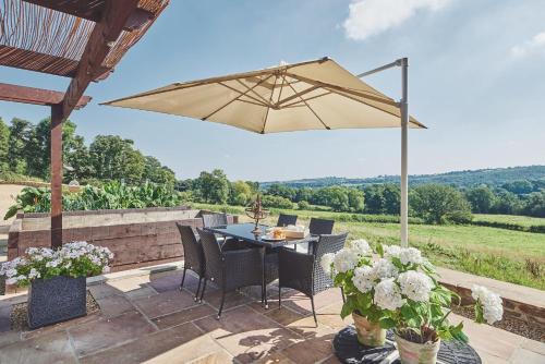 Holmesfield House | Horseshoe House