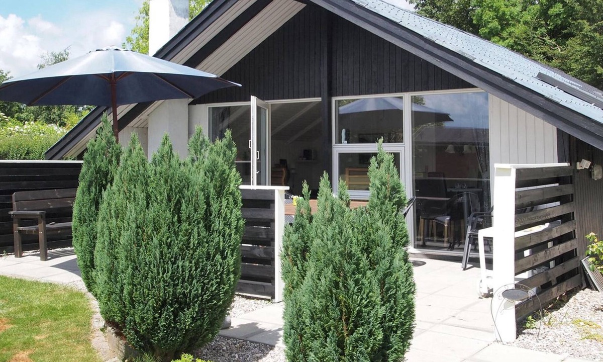 Rendbjerg House | "Hortensia" - 350m from the sea by Interhome