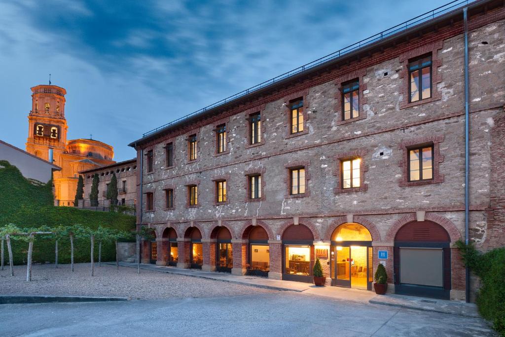Villafranca Hotel | Hospedería de Alesves