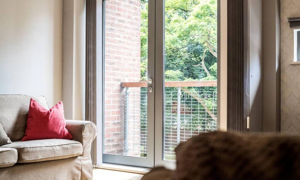 Liverpool City Centre Apartment | Host Apartments York Place Apt