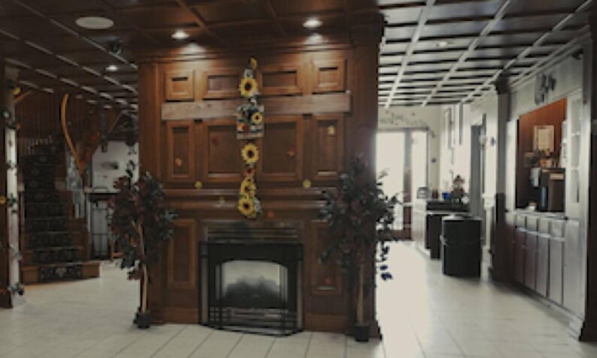 Wilkes-Barre Hotel | Host Inn All Suites