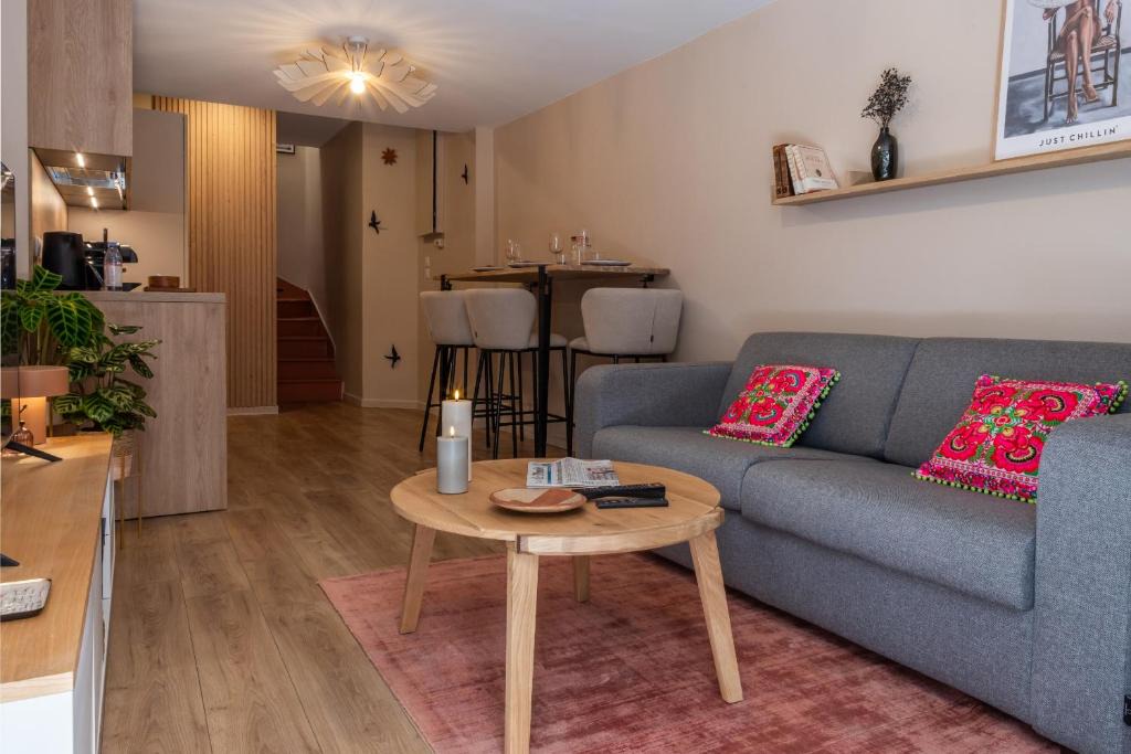 Moliere - Edgard Quinet Apartment | Host Inn Crafty Sūite