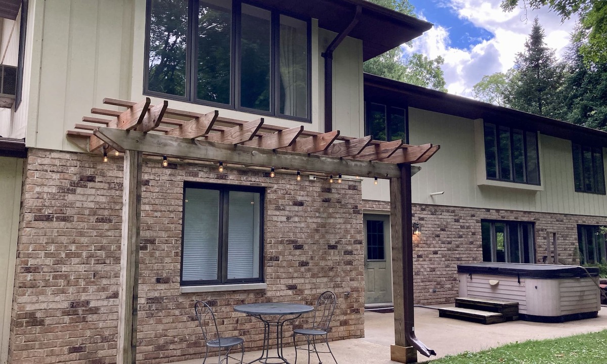 Honey Creek Apartment | Host On-Site: Ground Floor of Duplex Home