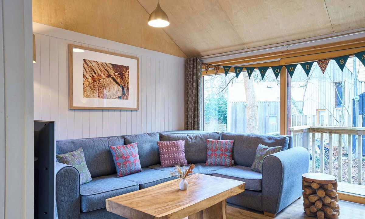 Wareham Ski Chalet | Host & Stay | Batricks