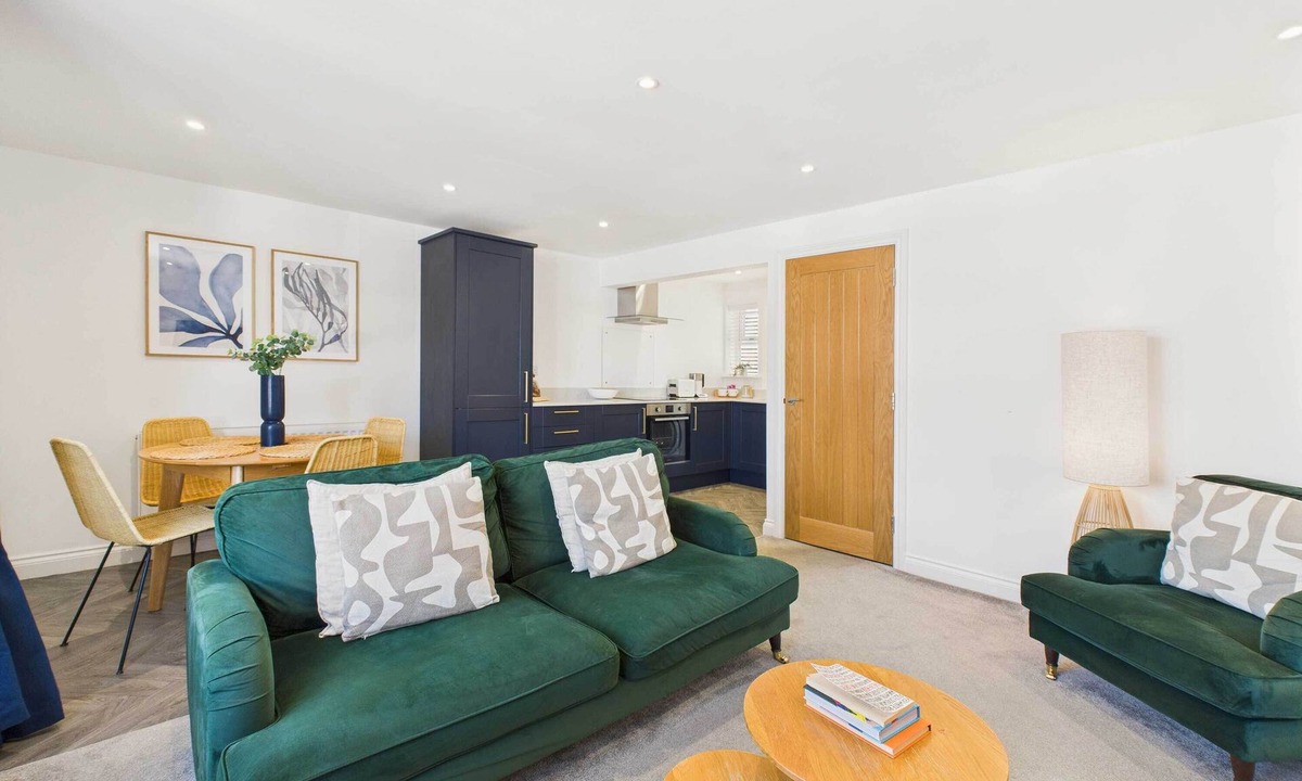 Stokesley House | Host & Stay | Cringle Cottage