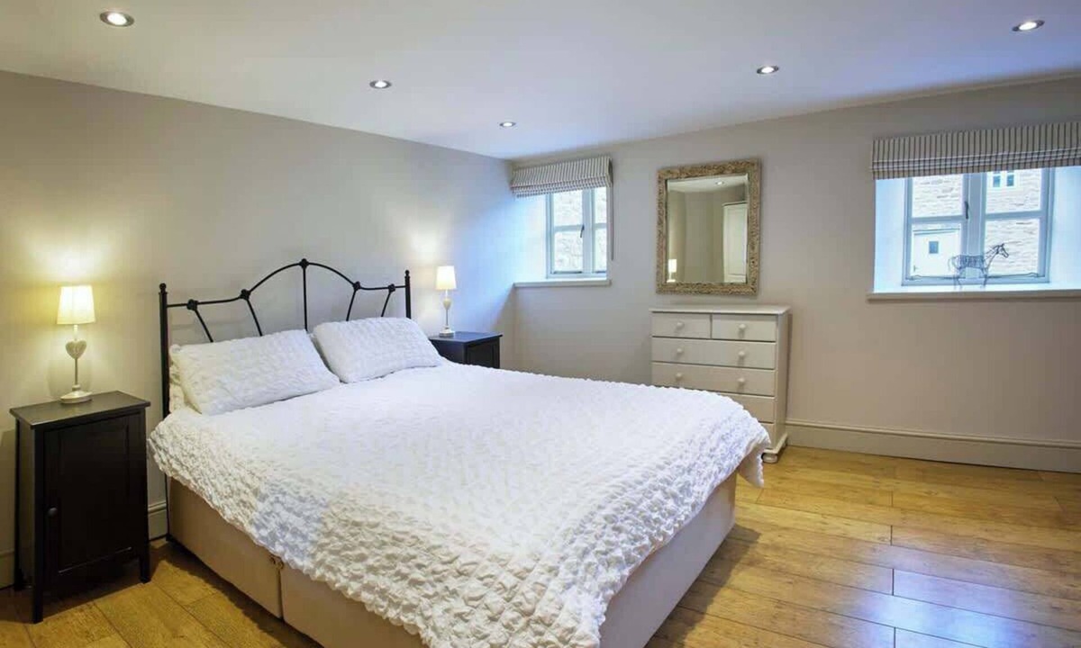 Consett House | Host & Stay | Derwent