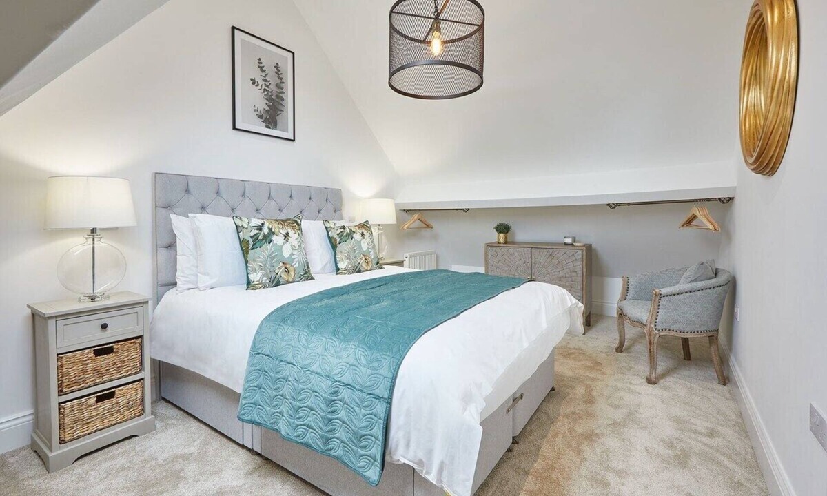 Briggswath House | Host & Stay | Dunsley Chapel