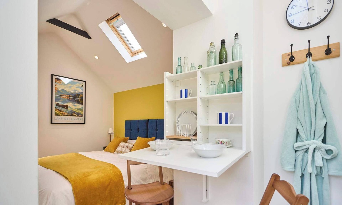 Waresley Apartment | Host & Stay | Garden Studio