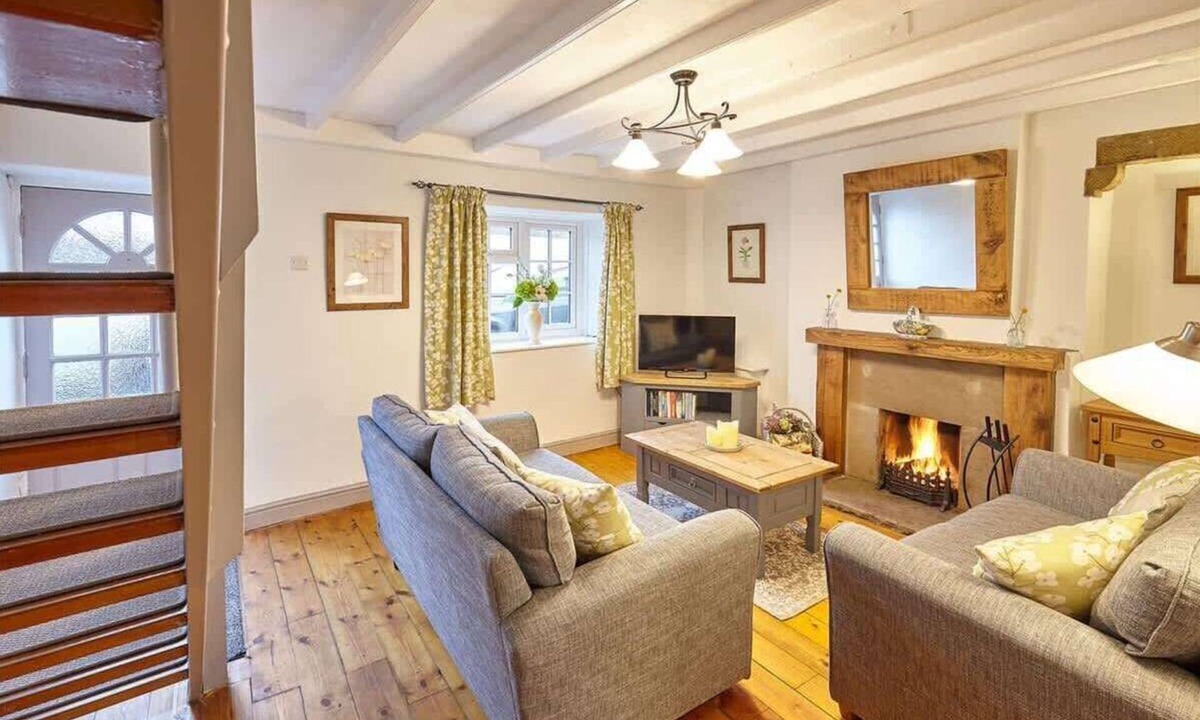 Masham House | Host & Stay | Green Willow