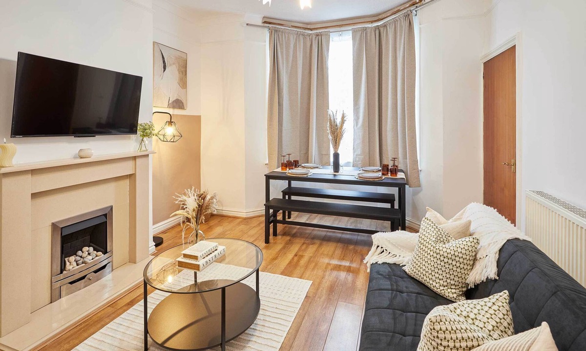 Harborne Apartment | Host & Stay | Milford Road