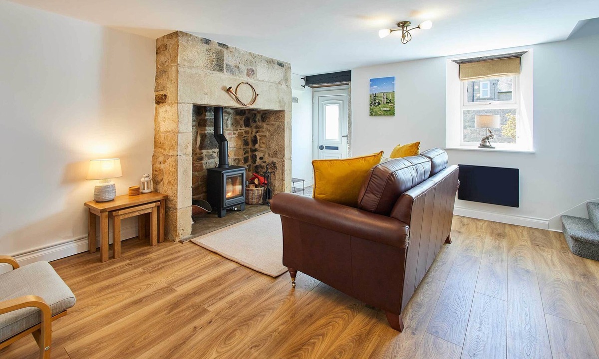 Thropton House | Host & Stay | Rose Cottage