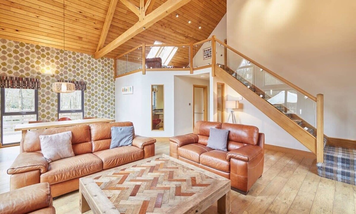 Egton Ski Chalet | Host & Stay | Shunner Howe Lodge