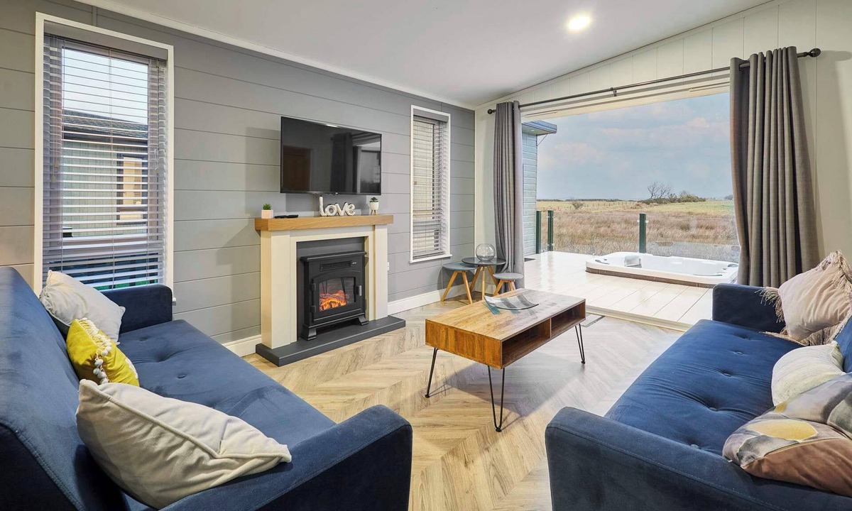 Low Gate Ski Chalet | Host & Stay | Sycamore Spa Lodge