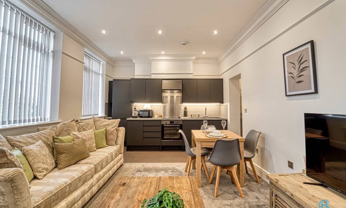 Stourbridge Apartment | Host & Stay | The Bell