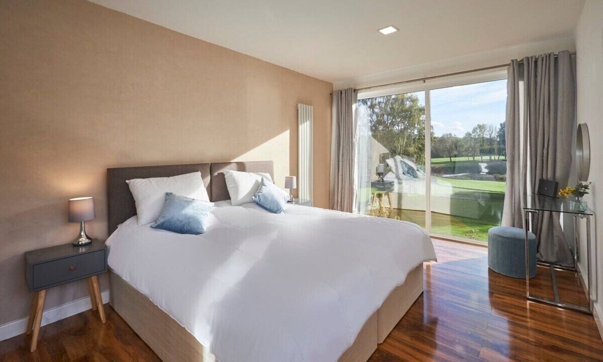 Barwell Apartment | Host & Stay | The Fairway