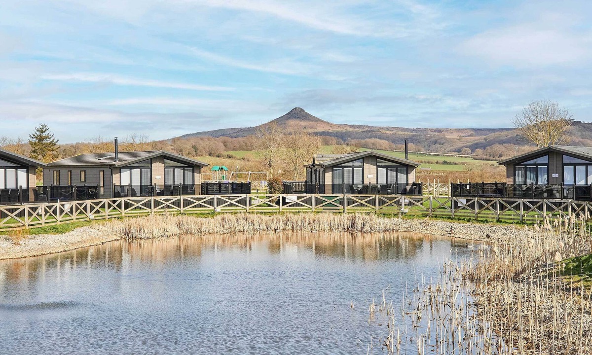 Carlton-in-Cleveland Ski Chalet | Host & Stay | The Riverside Lodge