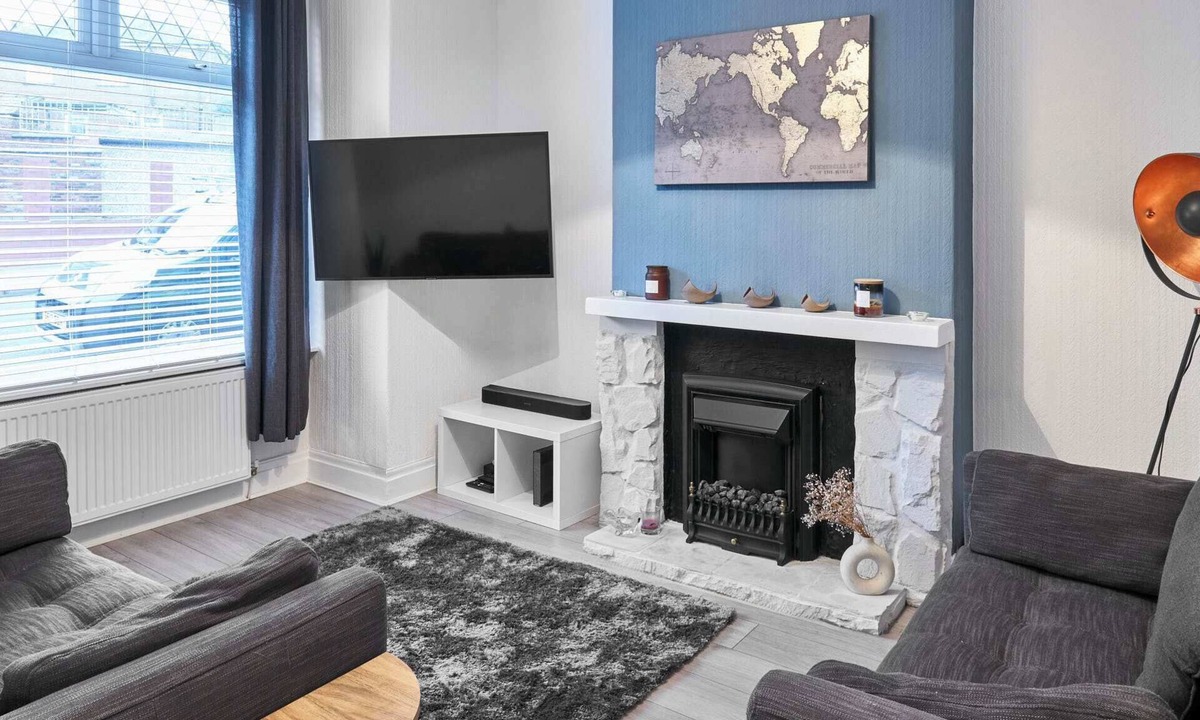 Bolton House | Host & Stay | Thurstane Street