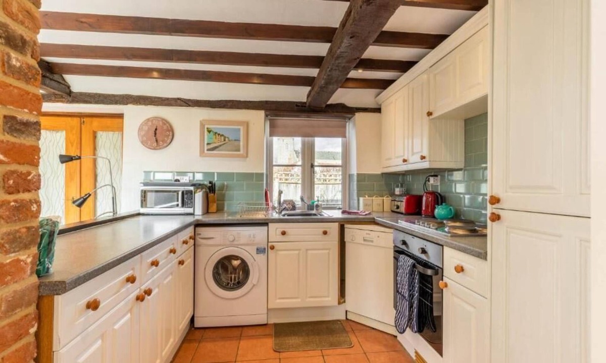 Tuttington Apartment | Host & Stay | Woodfalls Barn