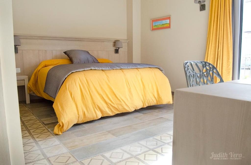 Gironella House | Hostal 1888