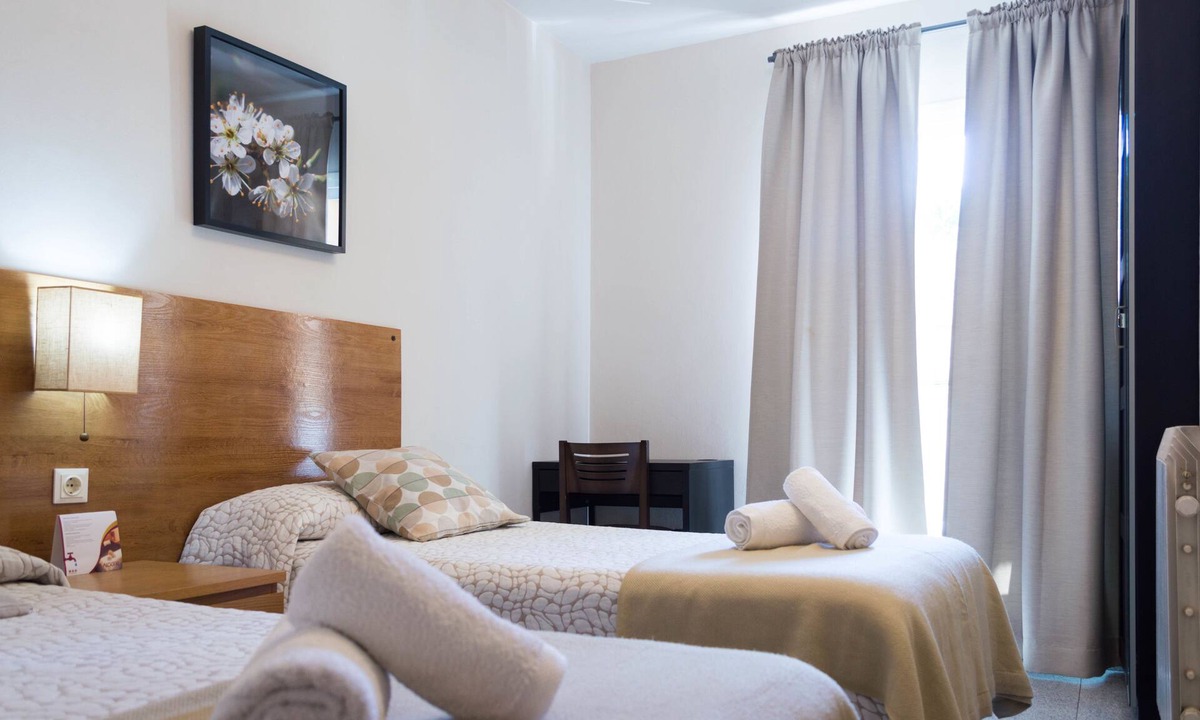 Sant Gervasi Hotel | Hostal Alogar