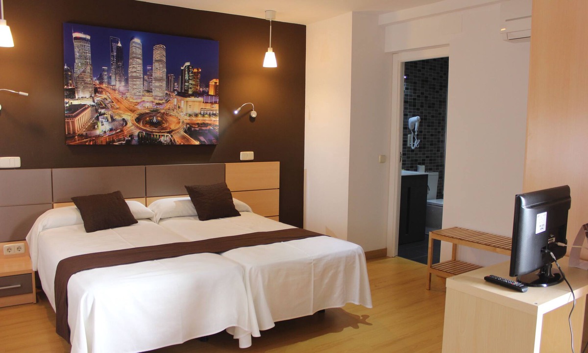 Cuatro Caminos Hostel | Hostal Falfes