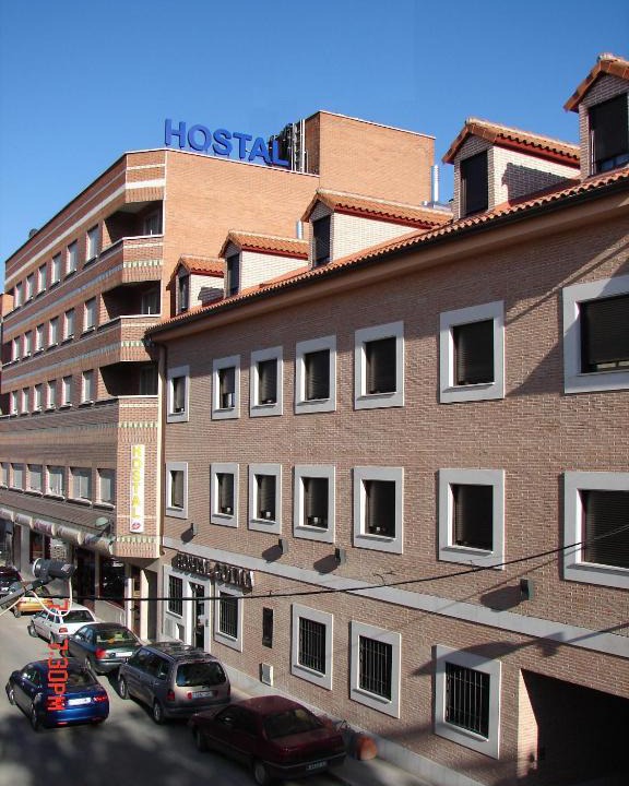 San Fernando de Henares House | Hostal Goyma III