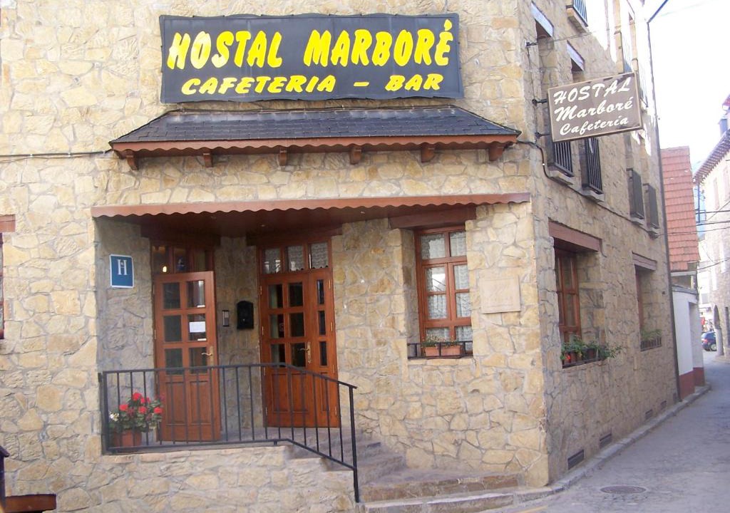 Chisagues House | Hostal Marboré