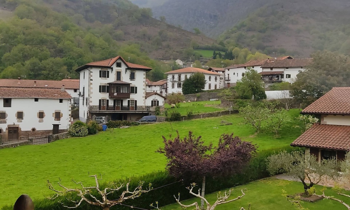 Ituren Hostel | Hostal Mendaurpe